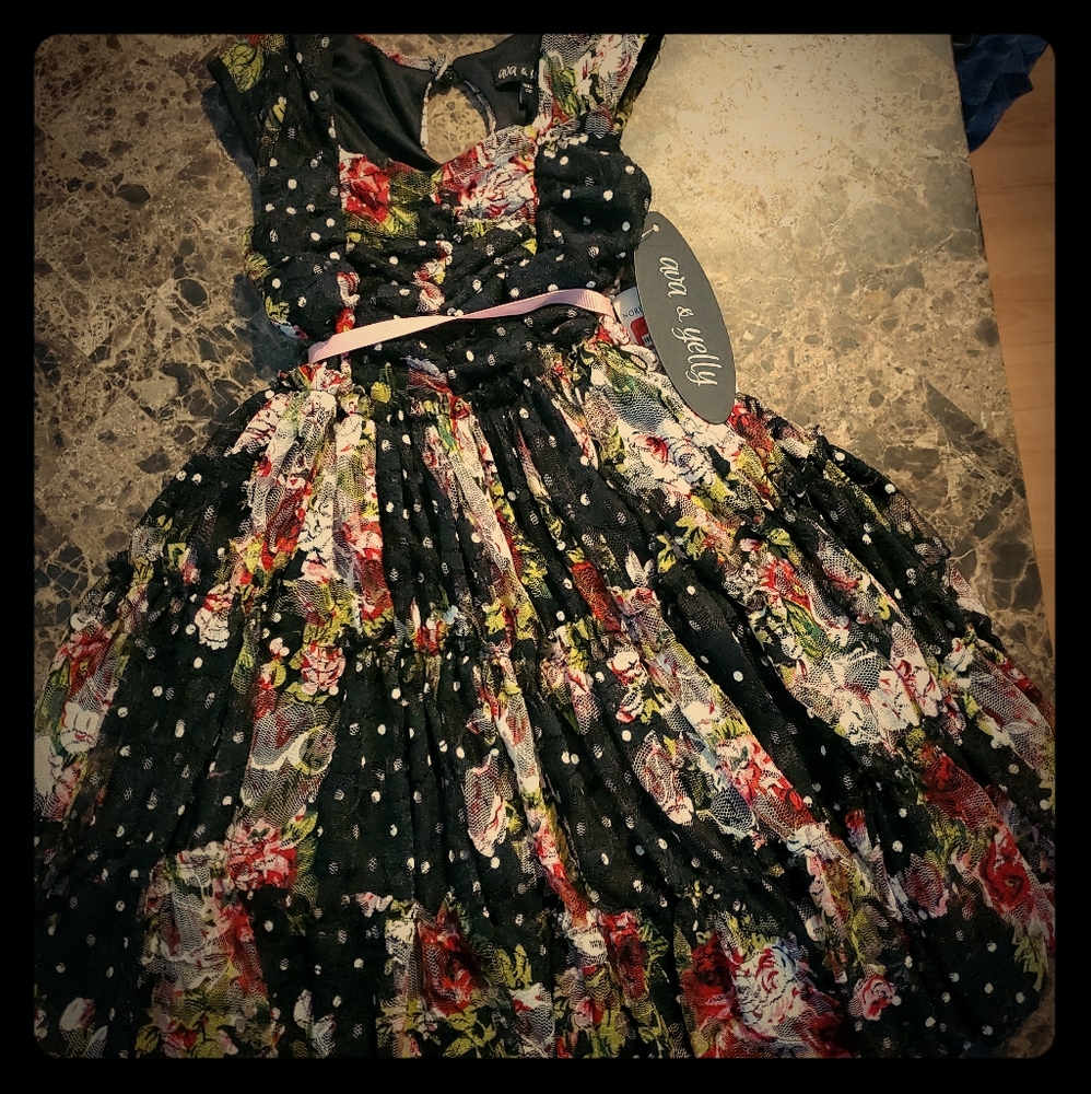 GORGEOUS NEW WITH TAGS AVA & YELLY DRESS